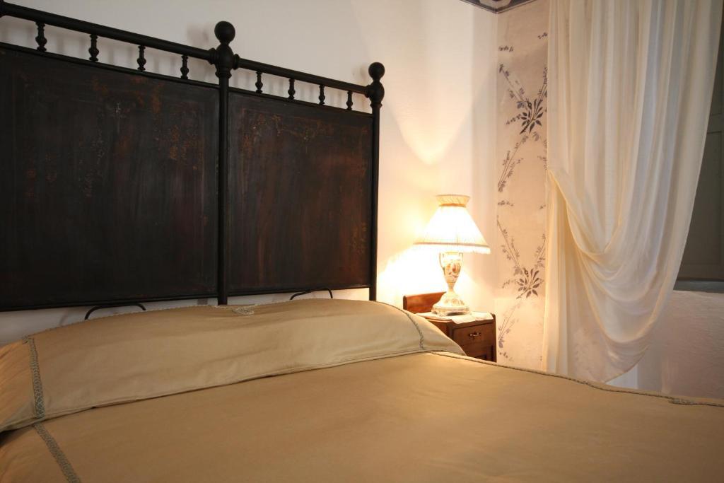 Relais San Desiderio Bed & Breakfast Calliano  ภายนอก รูปภาพ